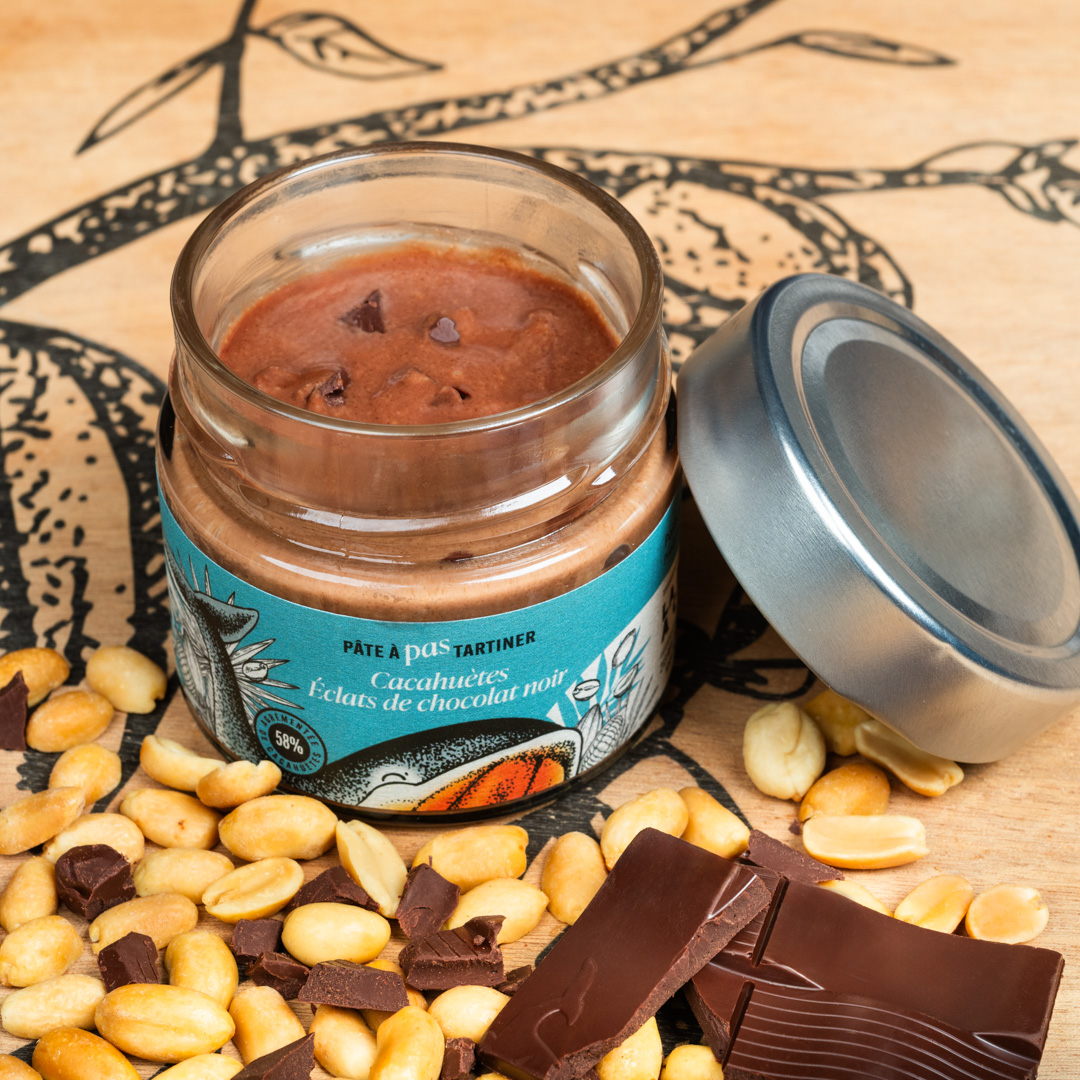 Pâte à PAS tartiner cacahuètes & éclats de chocolat noir 65% 1 Pâte à tartiner bean-to-bar cacahuètes et éclats de chocolat noir